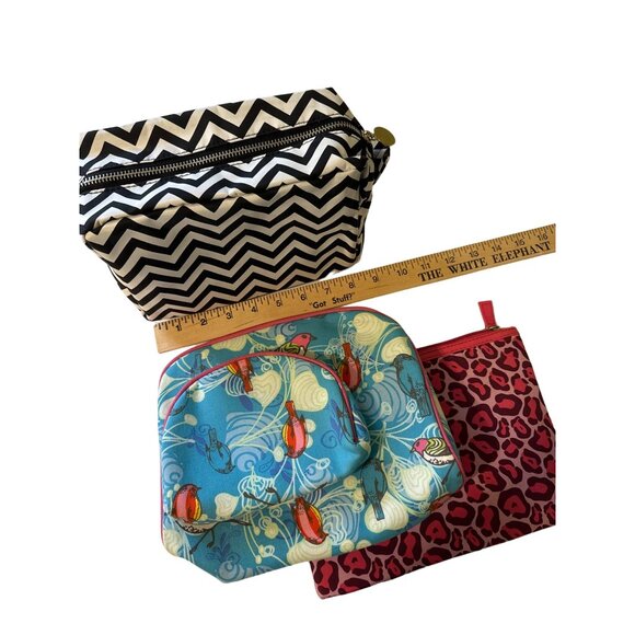 💖Bag Bundle Set Of 4 Vibrant Patterned Zippered Cosmetic Bags - Picture 3 of 6